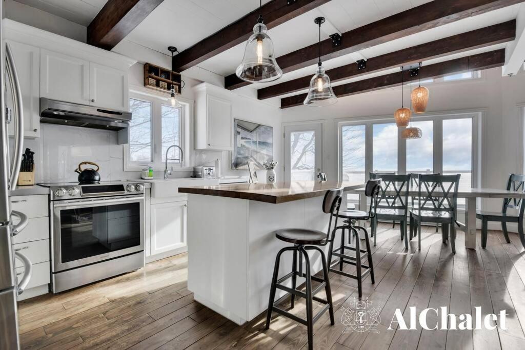 Villa Aelpha-M - Magnifique Vue Sur Le Fleuve Baie-Saint-Paul Exterior foto